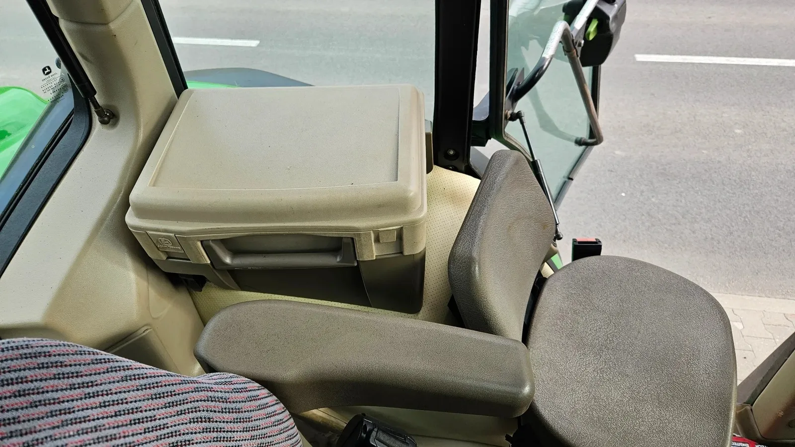 John Deere 6150M — foto 24