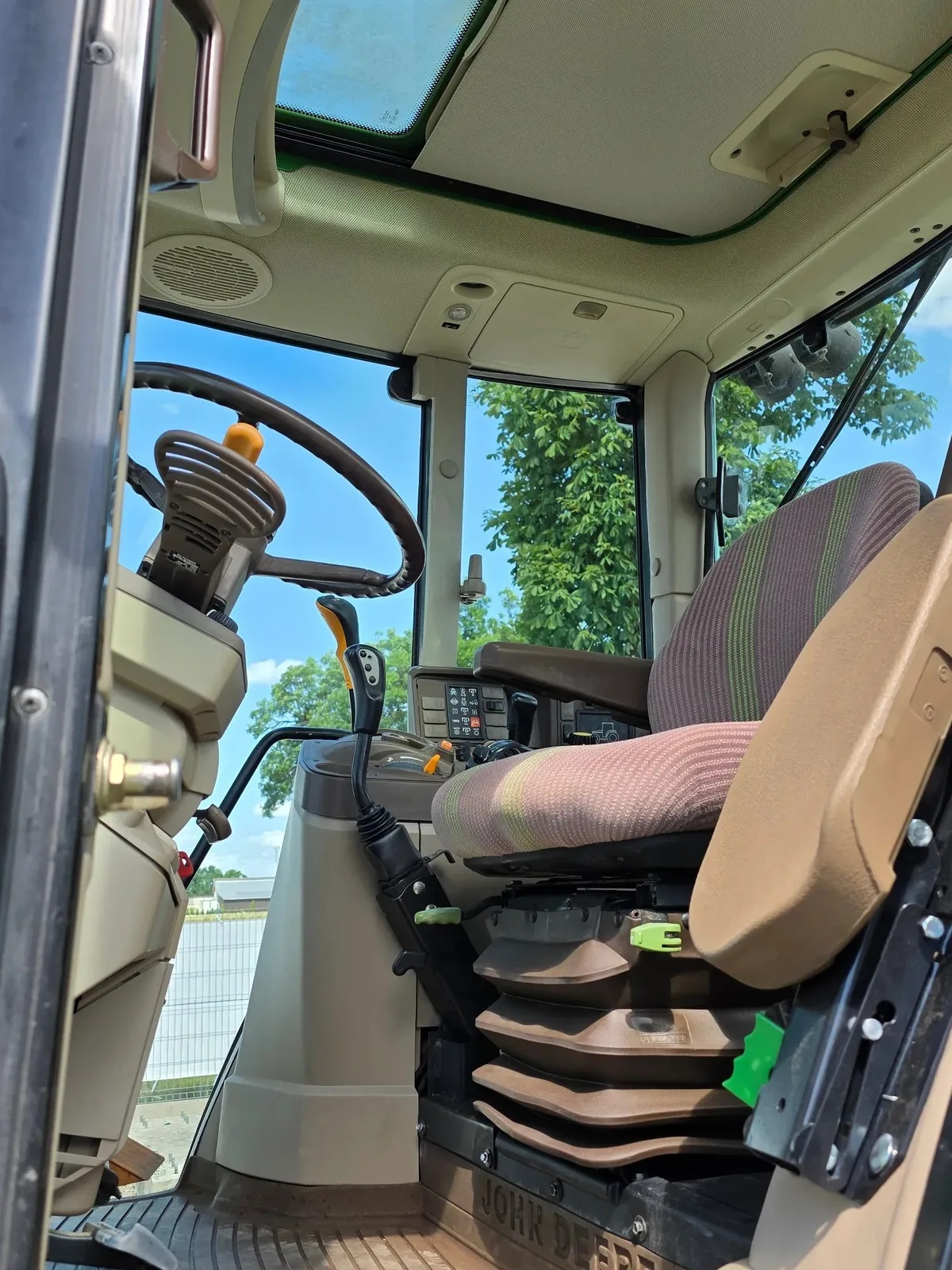 John Deere 6320 — foto 11