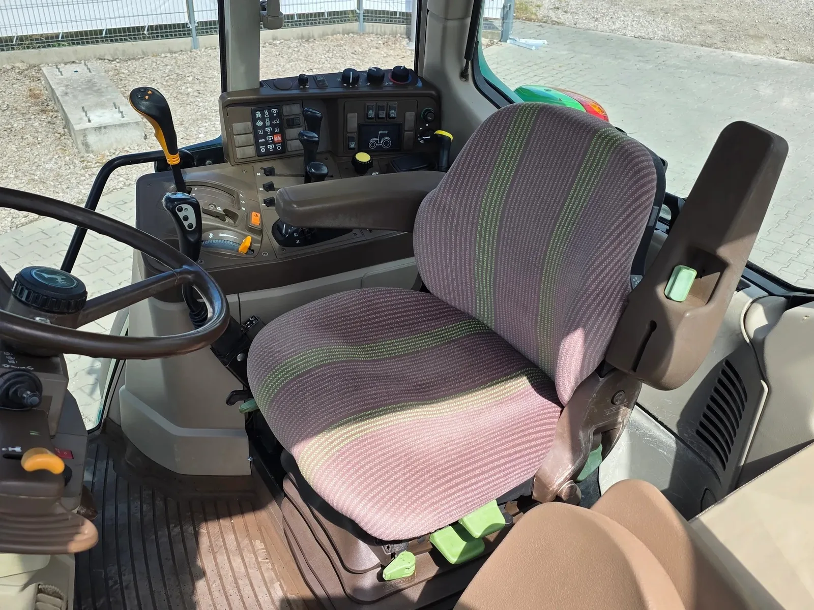 John Deere 6320 — foto 14