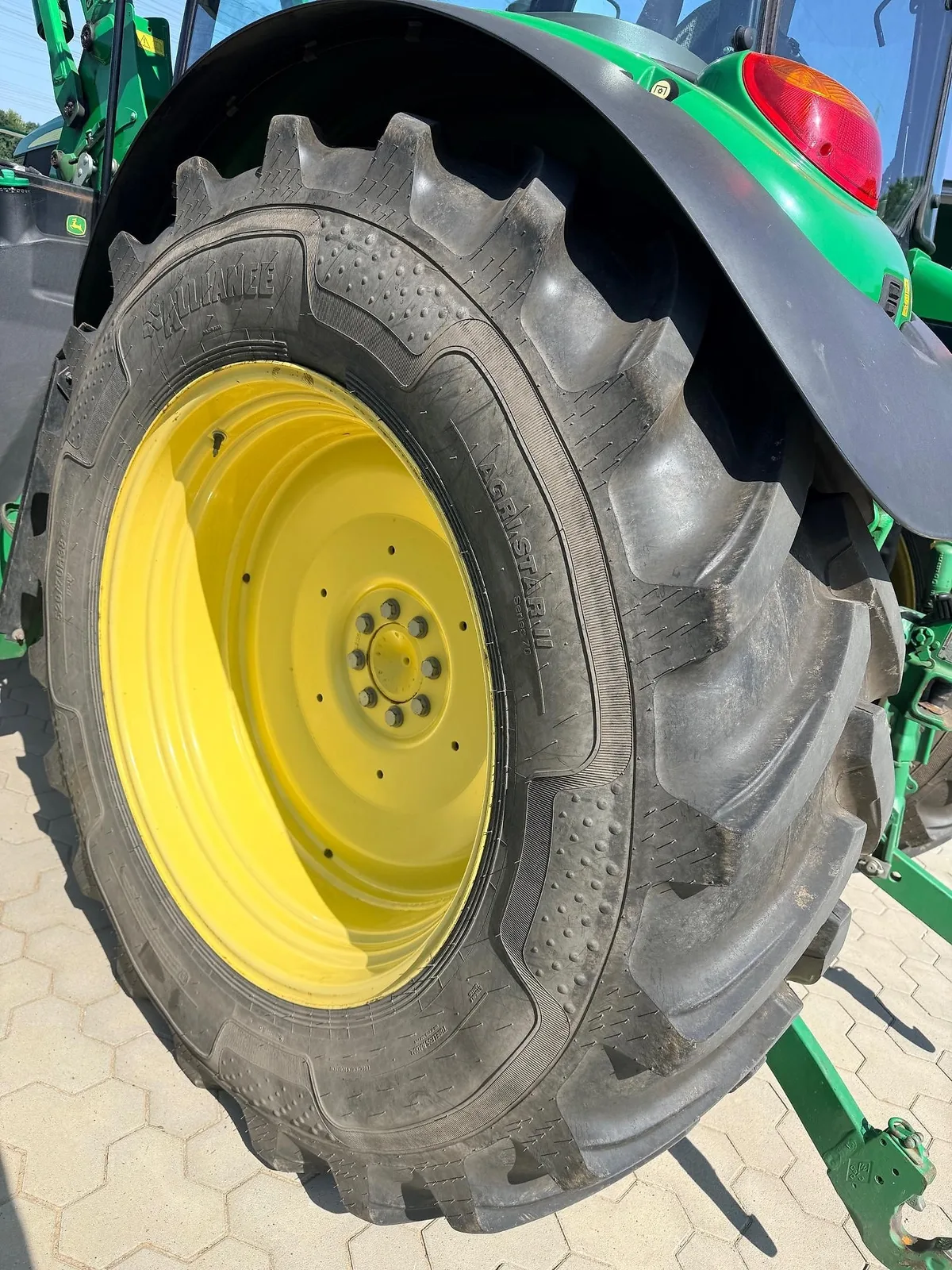 John Deere 6095MC — foto 16