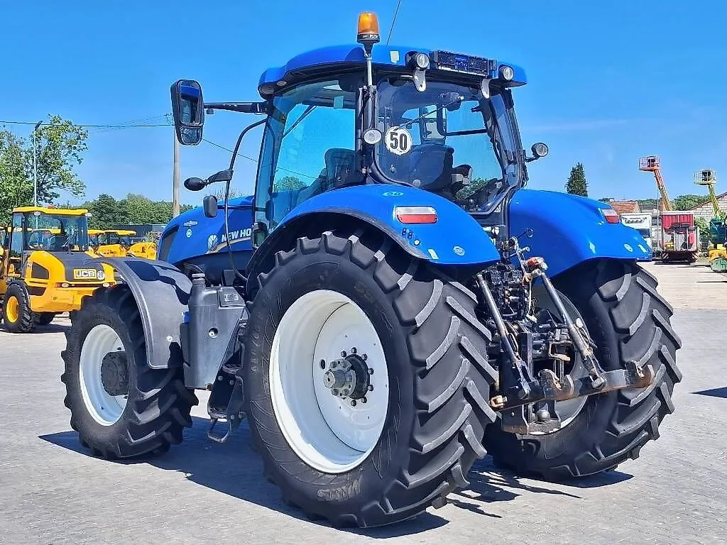 New Holland T7.220 — foto 3