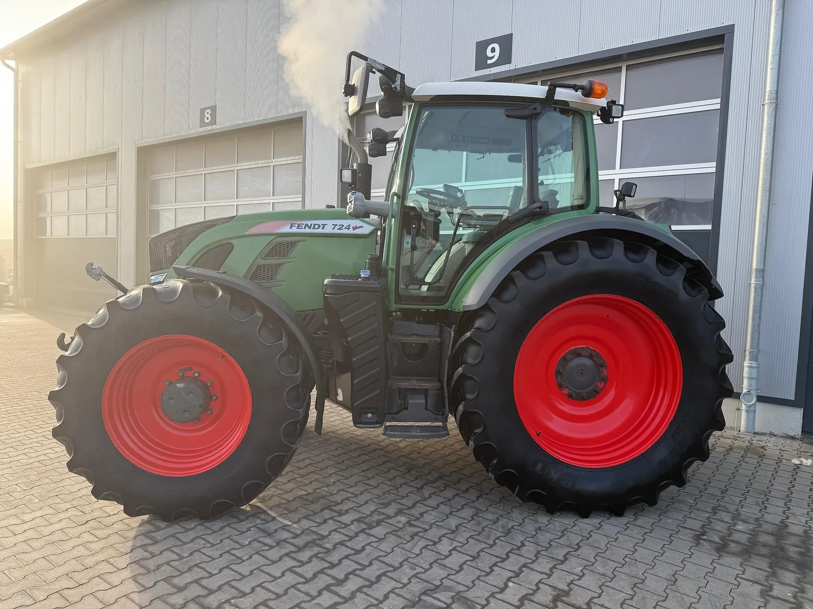 Fendt 724 Vario S4 ProfiPlus — foto 3