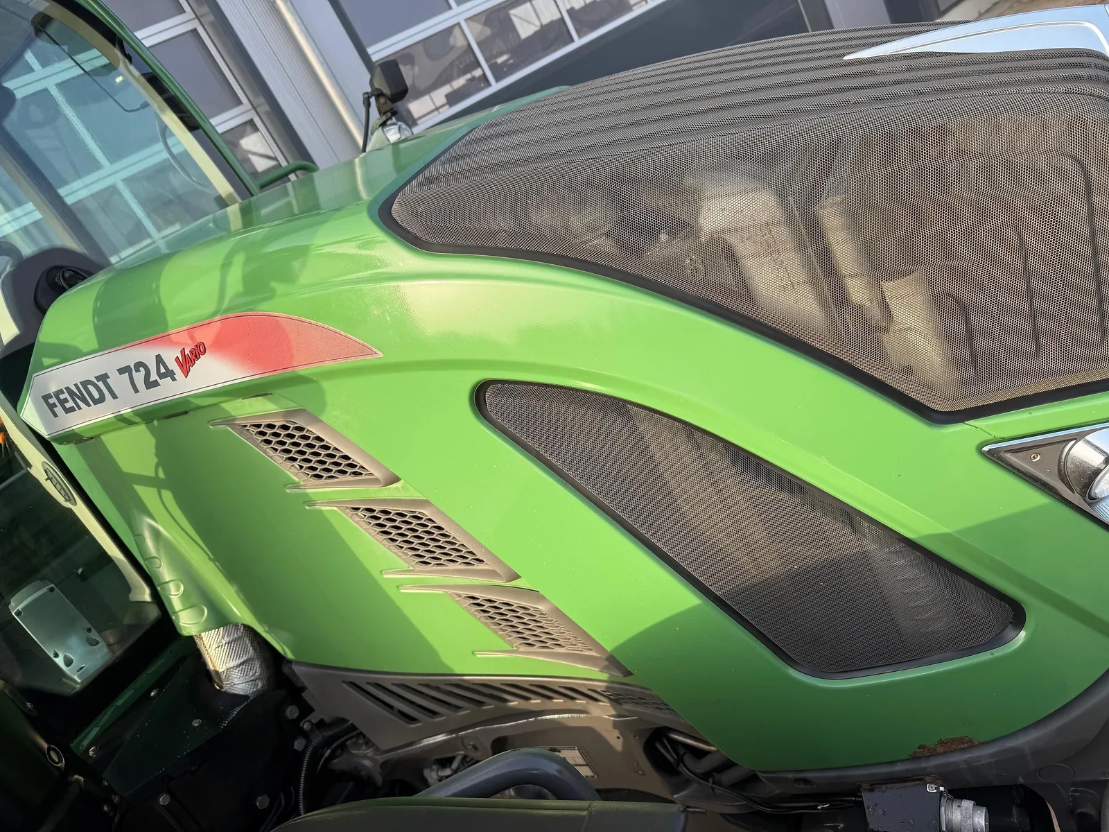 Fendt 724 Vario S4 ProfiPlus — foto 9