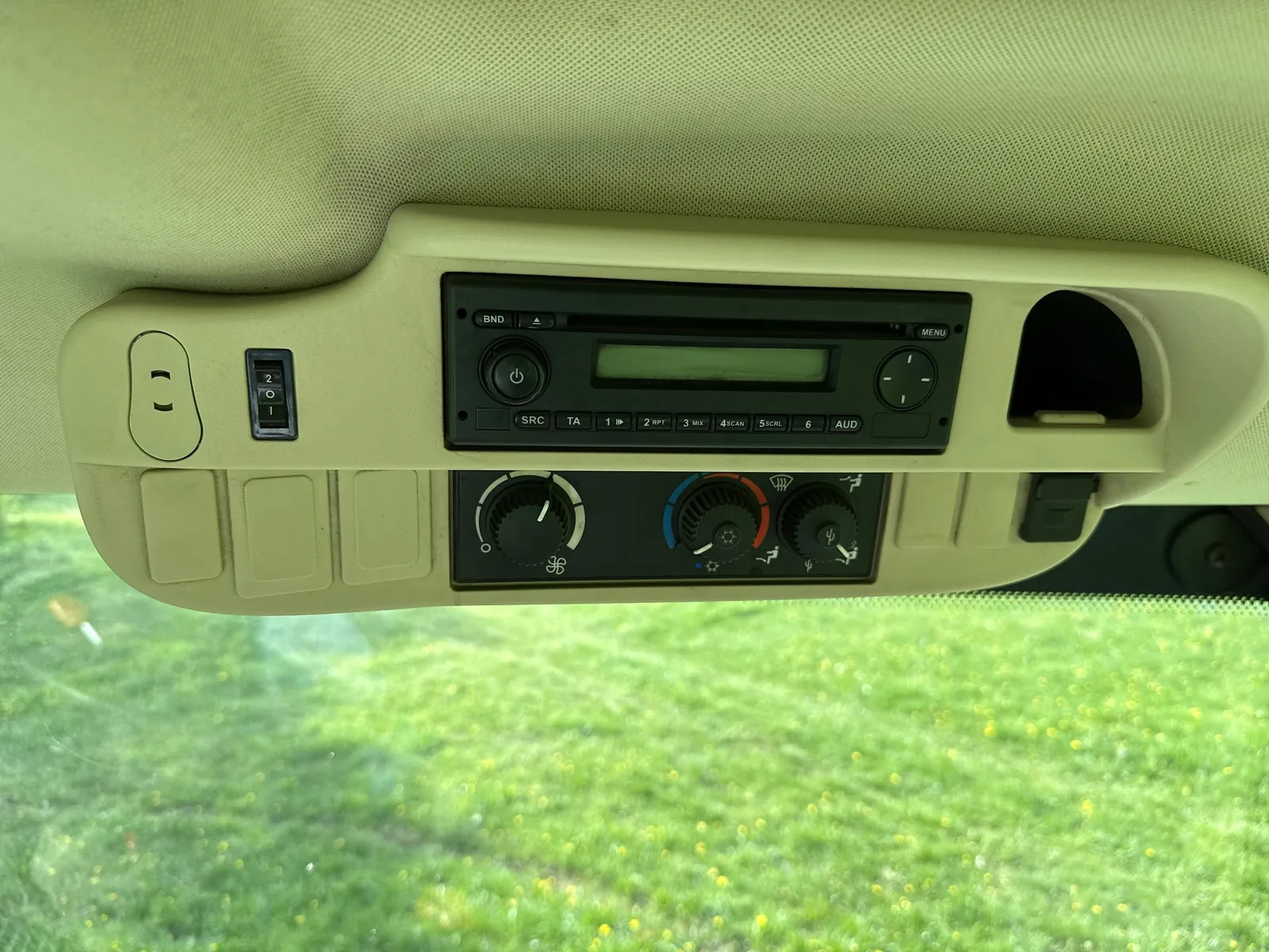 John Deere 6150R DirectDrive — foto 12