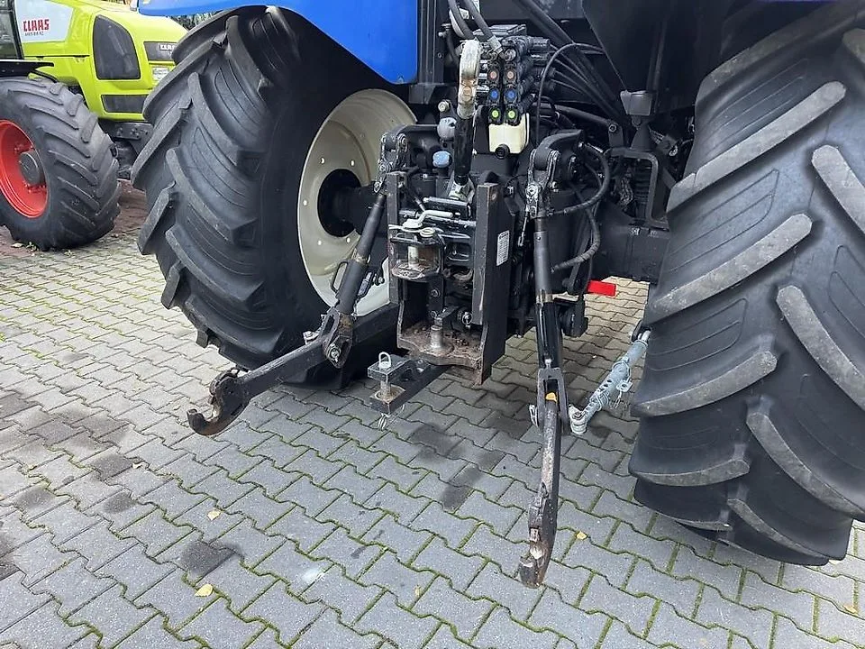 New Holland T6070 PowerCommand — foto 22