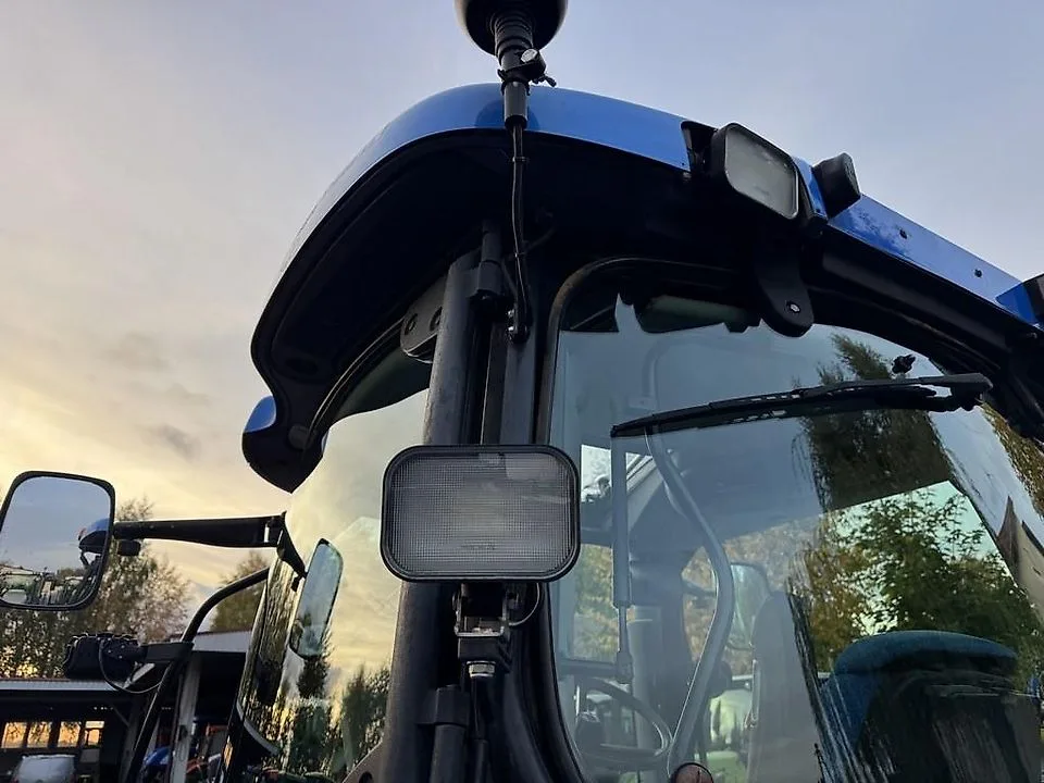 New Holland T6070 PowerCommand — foto 23