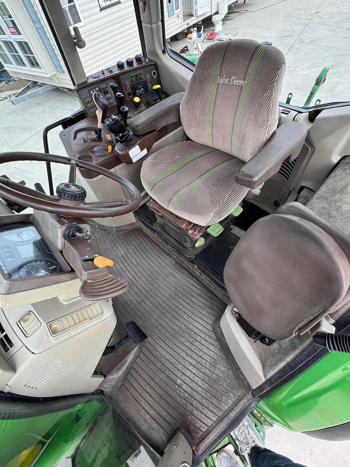 John Deere 6320 Premium — foto 9