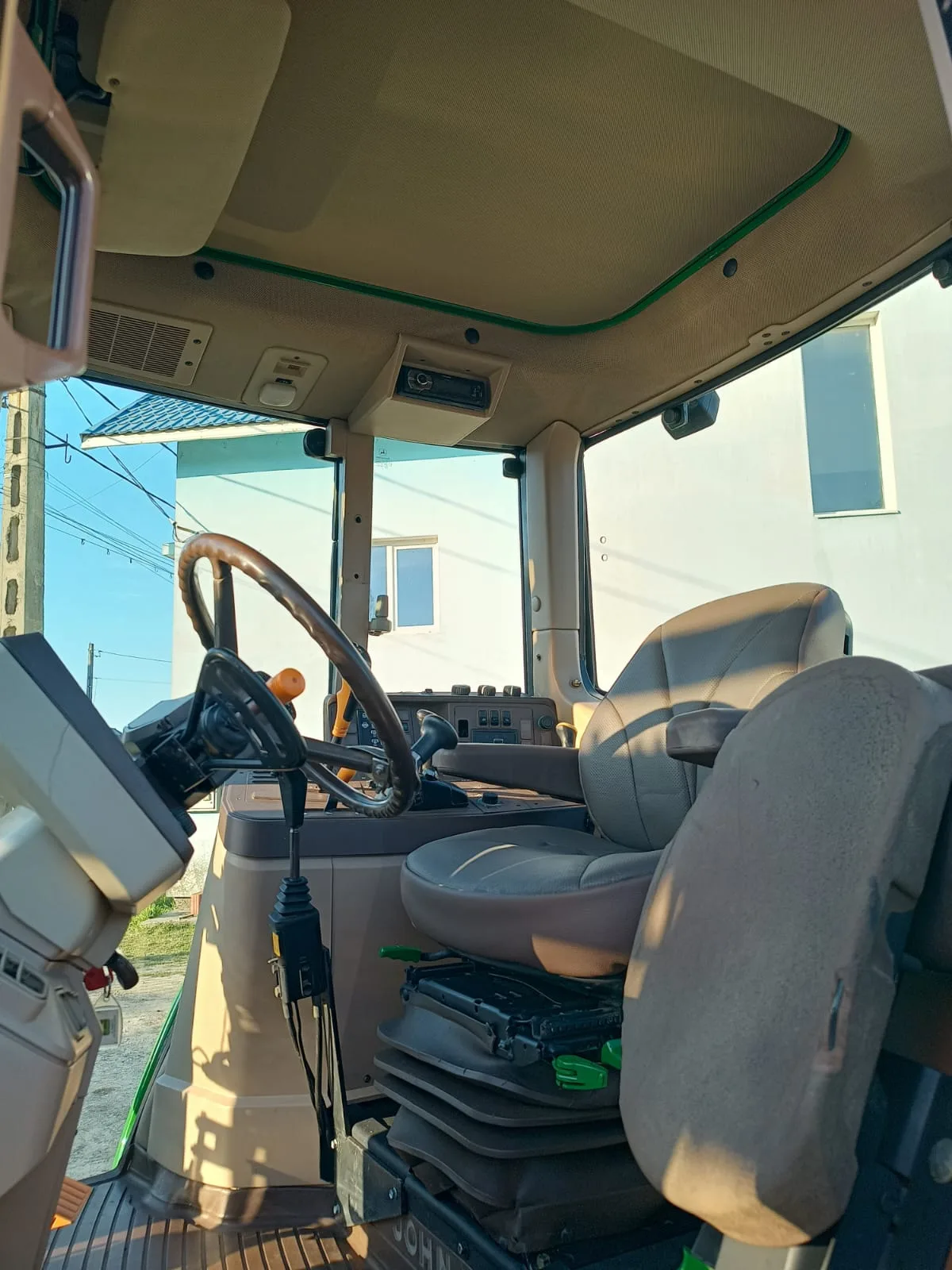 John Deere 6410 — foto 12