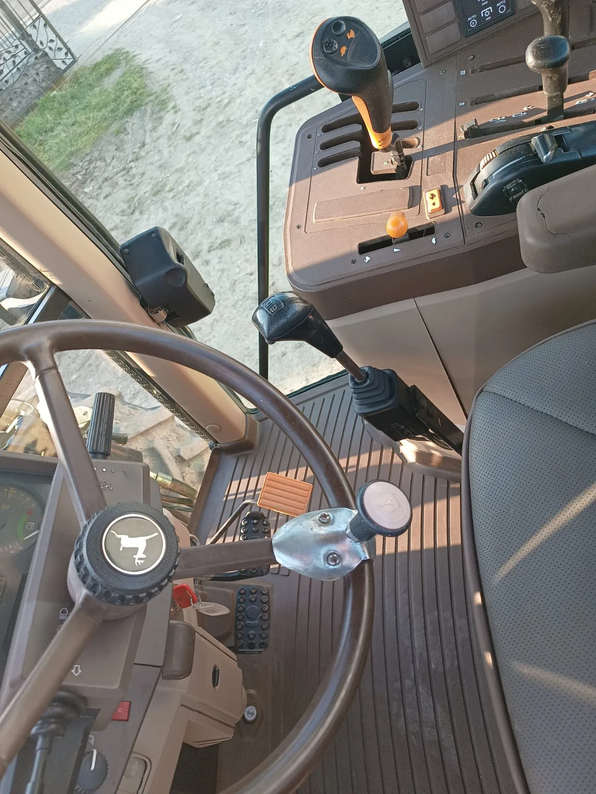 John Deere 6410 — foto 21